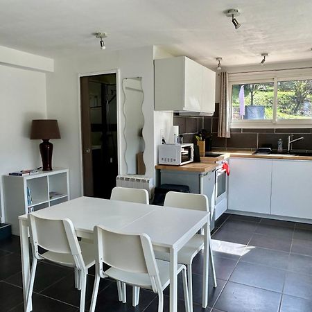 Appartement 2-4 Pers. Piscine, Entre Aix Et Cassis La Destrousse Exteriör bild