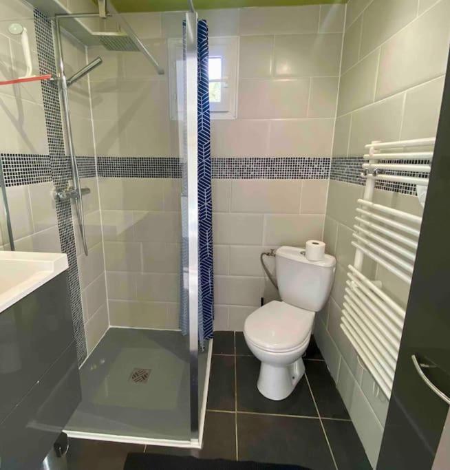 Appartement 2-4 Pers. Piscine, Entre Aix Et Cassis La Destrousse Exteriör bild