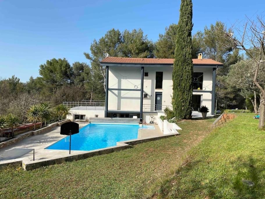 Appartement 2-4 Pers. Piscine, Entre Aix Et Cassis La Destrousse Exteriör bild